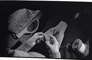 Hobbies Prints: Girl Knitting