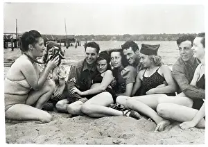 Flirting Prints: Gi'S German Girls Enjoy Beach Party