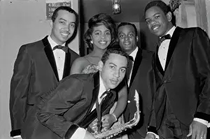 Huty24044 Prints: Gladys Knight And The Pips