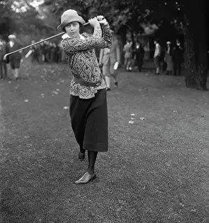 Glenna Collett Playing Golf at Garden City Tournament