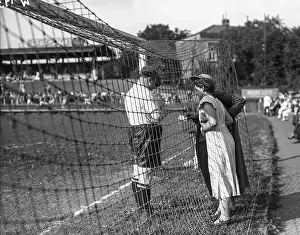 Cities Prints: Goalkeeper gives autographs
