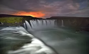 Images Dated 7th October 2017: Godafoss Waterfall Sunset in Iceland
