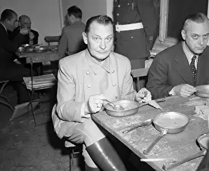 Goering Eating Lunch