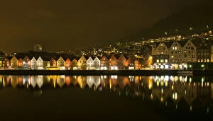 Bergen Gallery: Golden Bergen
