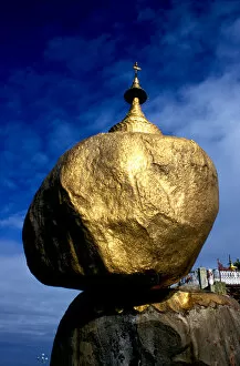 Images Dated 24th May 2012: Golden rock