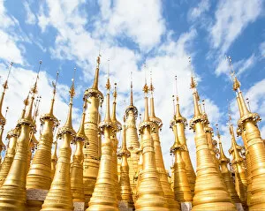 Myanmar Culture Gallery: Golden spires of Shwe Indein Pagodas, Myanmar