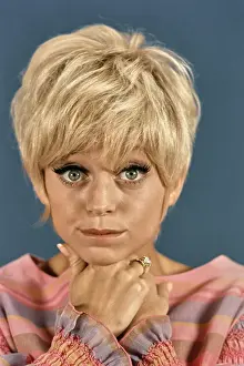 Huty33947 Prints: Goldie Hawn, American Actress