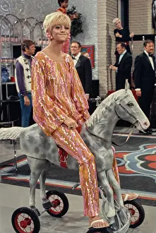 Huty33948 Prints: Goldie Hawn in Rowan & Martin's Laugh-In
