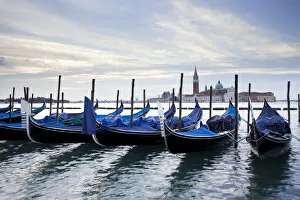 Evening Atmosphere Collection: Gondolas and San Giorgio Maggiore at back, from St. Marks Square, Venice, Venezien, Italy