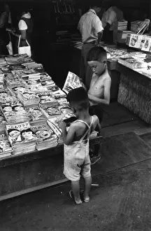 M Juv Lite Reading Comics Prints: Good Read