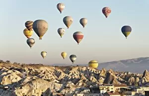 Images Dated 6th November 2014: Goreme Hot Air Balloon Flights in Cappadocia