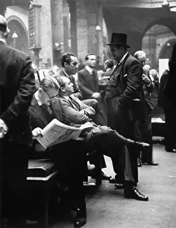 M Fin Exch Stock London Prints: The Gorgonzola Hall