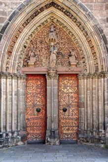 Images Dated 23rd April 2014: Gothic St. Elizabeths Church, portal with a pointed arch, Marburg, Hesse, Germany