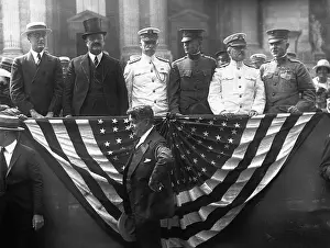 5th Avenue Prints: Government and Military Leaders Watch Parade