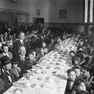 Governor Prints: Governor Al Smith at Annual Newsboy Dinner