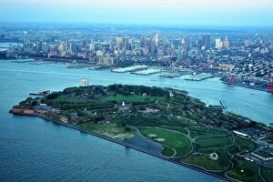 Jerry Trudell Aerial Photography Collection: Governors Island and Brooklyn New York