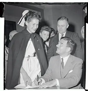 Thomas E Prints: Govoner Thomas Dewey