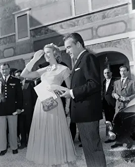Monaco Prints: Grace Kelly Shielding Her Eyes