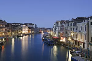 Images Dated 21st November 2012: Grand Canal, Canal Grande, with boats at dawn, Venice, Venezien, Italy
