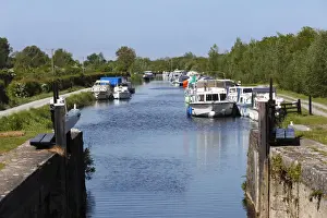 Grand Prints: Grand Canal, Shannon Harbour, County Offaly, Leinster, Ireland, Europe