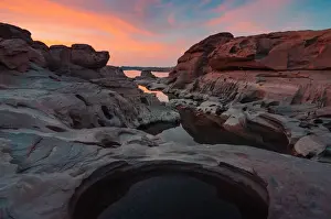 Erosion Prints: Grand canyon of Thailand / stone mountain at Sam Phan Bok
