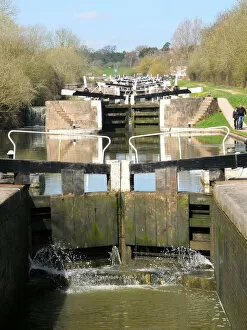 Images Dated 20th April 2013: Grand Union Canal locks