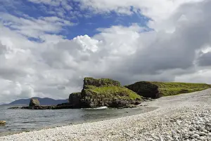 Bank Prints: Grass-covered limestone cliffs on a wide pebble beach, County Donegal, Ireland, Europe
