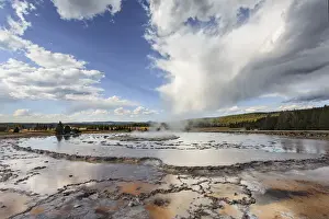 Horizon Over Prints: Great Fountain Geyser in Lower Geyser Basin on sunny day