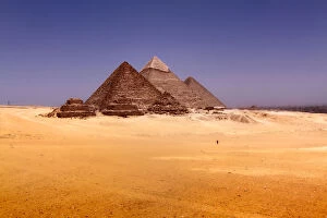 Images Dated 18th June 2010: Great Pyramids of Giza