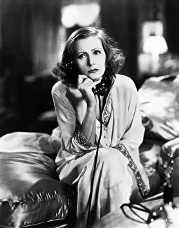 Telephoning Prints: Greta Garbo in Grand Hotel
