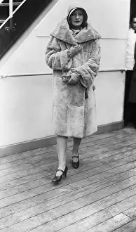 Prints of (Original Caption) 12/8/1928-New York, NY: Among the many prominent passengers sailing from New York City abaord the S.S. kungsholm, new Swedish motorship which sailed on second trip Dec Timeless Elegance: The Iconic Greta Garbo Collection: Greta Garbo On Ship Leaving New York
