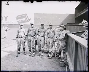 Teammate Prints: Group Of Cardinals Players Posing