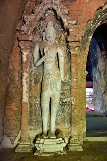 Images Dated 16th November 2015: Gu Pyauk Gyi Bagan Buddhist Temple Unesco Myanmar
