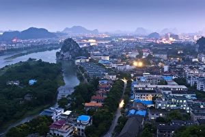 Images Dated 4th June 2012: Guilin city