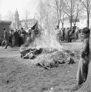 Romany Prints: Gypsy Funeral Ritual