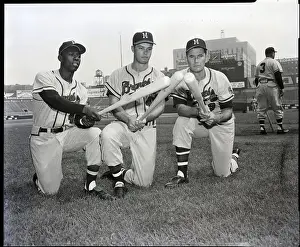 Hank Aaron Prints: H.Aaron, E.Mathews, J.Adcock W/Bats