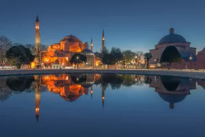 Images Dated 5th April 2013: Hagia sophia with reflection