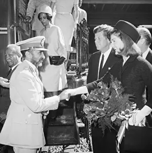Hospitality Prints: Haile Selassie Bows Meeting Kennedys