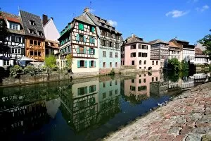 Images Dated 6th September 2016: Half-timbered houses reflected in the Ill river, La Petite France quarter, Strasbourg, France