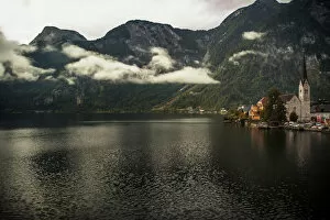 Images Dated 16th September 2010: Hallstat and lake
