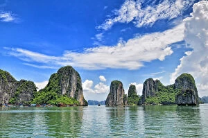 Images Dated 29th April 2016: Halong Bay, Vietnam