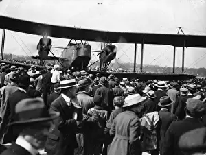 Transport H Prints: Handley Page
