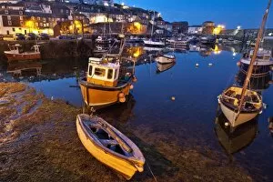 Ray Bradshaw Gallery: Harbour at night, Mevagissey