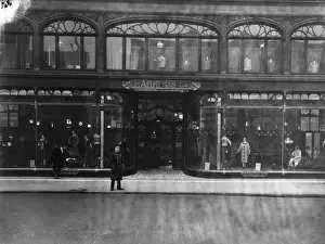 Harrods Entrance