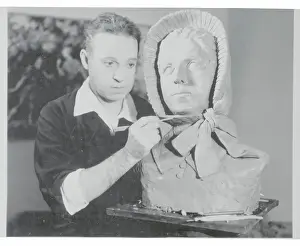 Artisanship Prints: Harry Langdon Sculpting