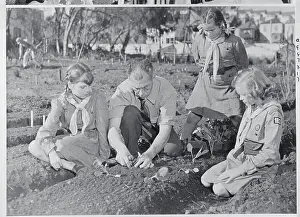 Harry Nelson with Children