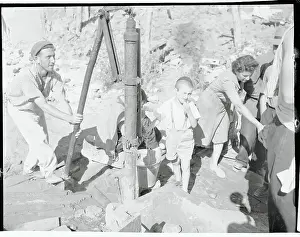 Pumping Prints: Hassidim Pumps Water from Well