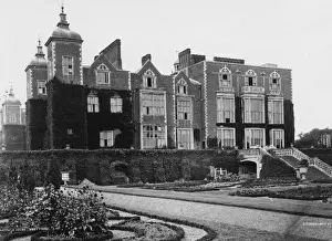 15543 Prints: Hatfield House
