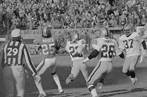 Haven Moses Running for a Touchdown