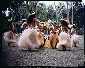Hawaii Prints: Hawaiian Dancers